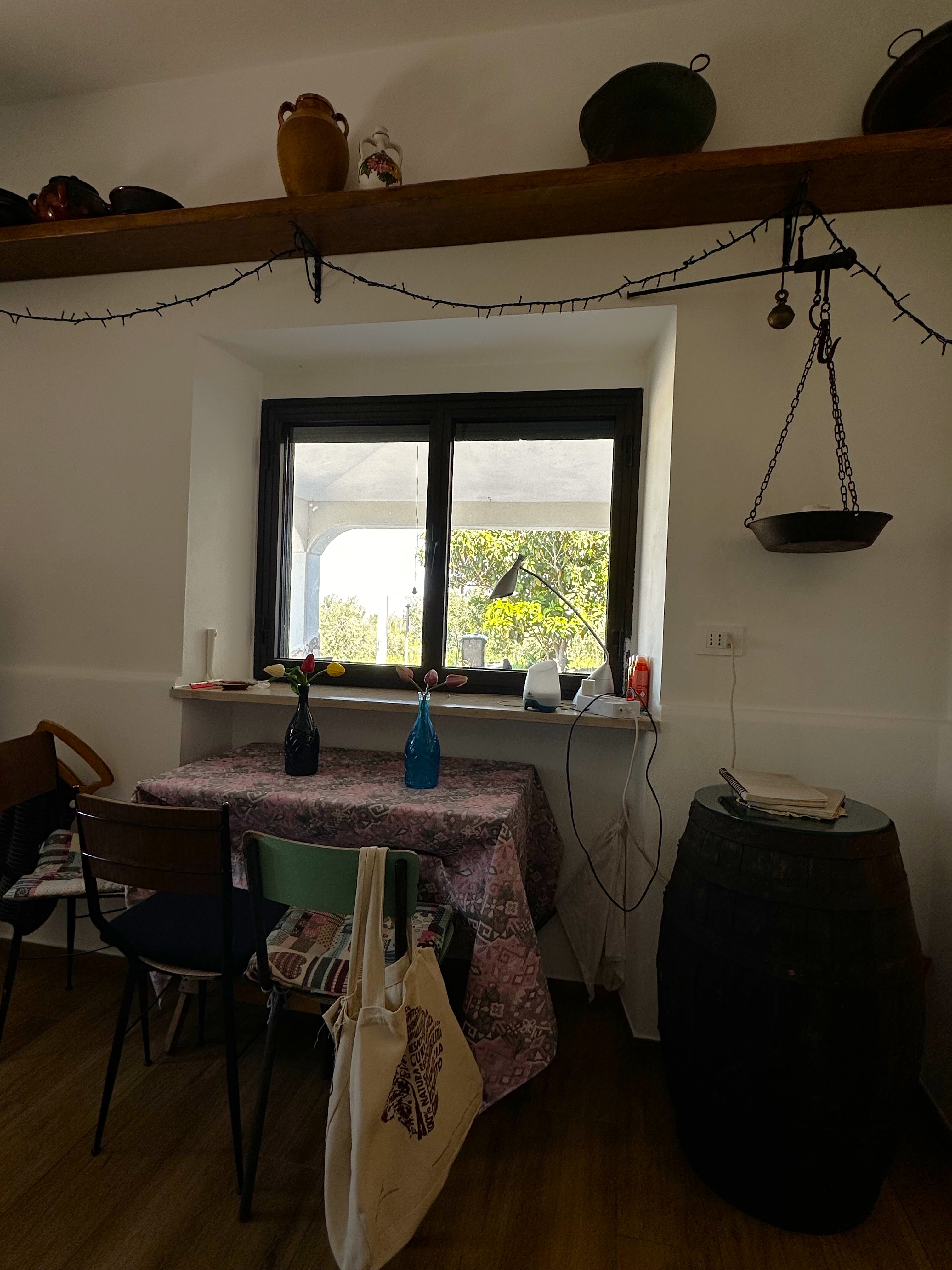 Cucina con bilancia